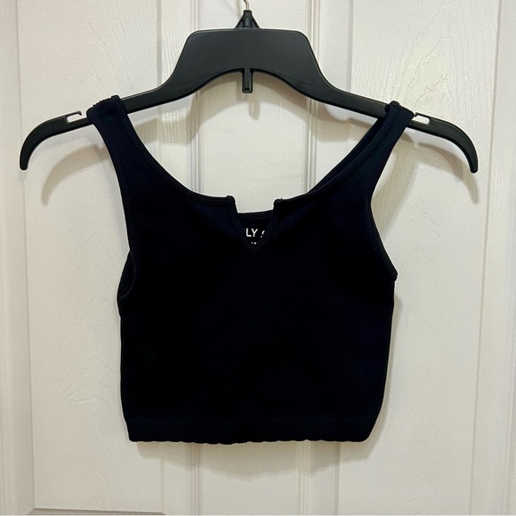Aeropostale Seamless Notch-neck Cropped Tank - size XS - Picture 2 of 5
